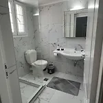 Jet, Luxury 20m From The