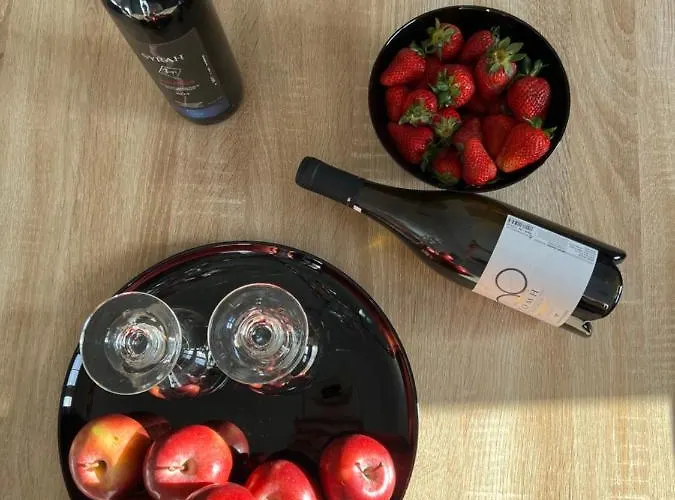 Hébergement de vacances Jet, Luxury 20m From The