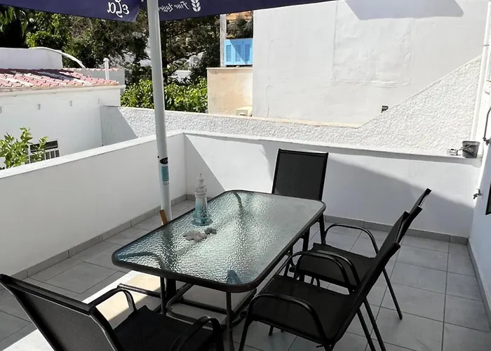 Jet, Luxury 20m From The Hébergement de vacances Kini