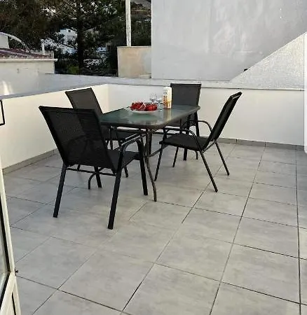 Jet, Luxury 20m From The Holiday home Kini