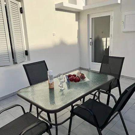 Jet, Luxury 20m From The Holiday home Kini