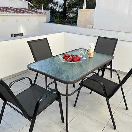 Jet, Luxury 20m From The Holiday home Kini
