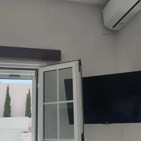 Hébergement de vacances Jet, Luxury 20m From The *
